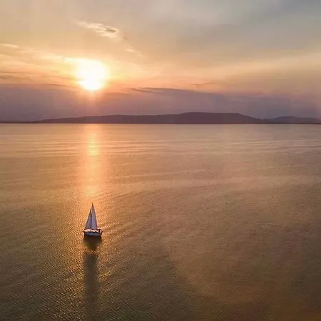 Holiday home Balaton A Kertben - Balaton In The Garden - Beachfront With Beautiful View, Private *