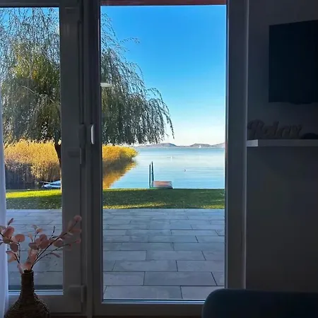 Balaton A Kertben - Közvetlen Vízparti Apartmanok, Csodálatos Panorámával Сasa de vacaciones Balatonfenyves
