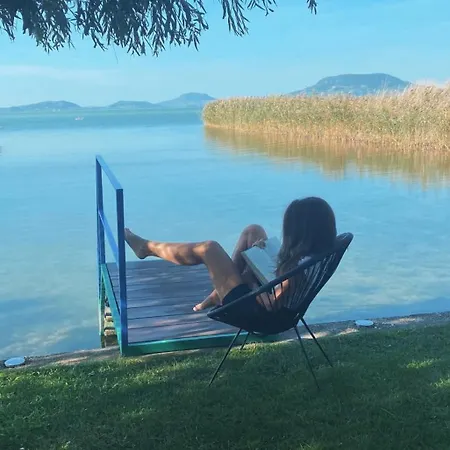Balaton A Kertben - Közvetlen Vízparti Apartmanok, Csodálatos Panorámával * Balatonfenyves
