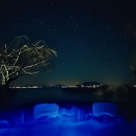 Balaton A Kertben - Balaton In The Garden - Beachfront With Beautiful View, Private