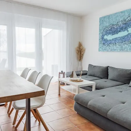 Balaton A Kertben - Balaton In The Garden - Beachfront With Beautiful View, Private Balatonfenyves