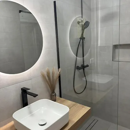 Balaton A Kertben - Közvetlen Vízparti Apartmanok, Csodálatos Panorámával