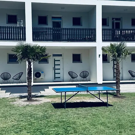 Balaton A Kertben - Balaton In The Garden - Beachfront With Beautiful View, Private *