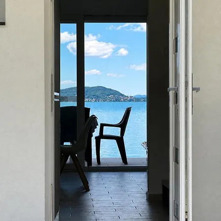 Σπίτι διακοπών Balaton A Kertben - Balaton In The Garden - Beachfront With Beautiful View, Private *